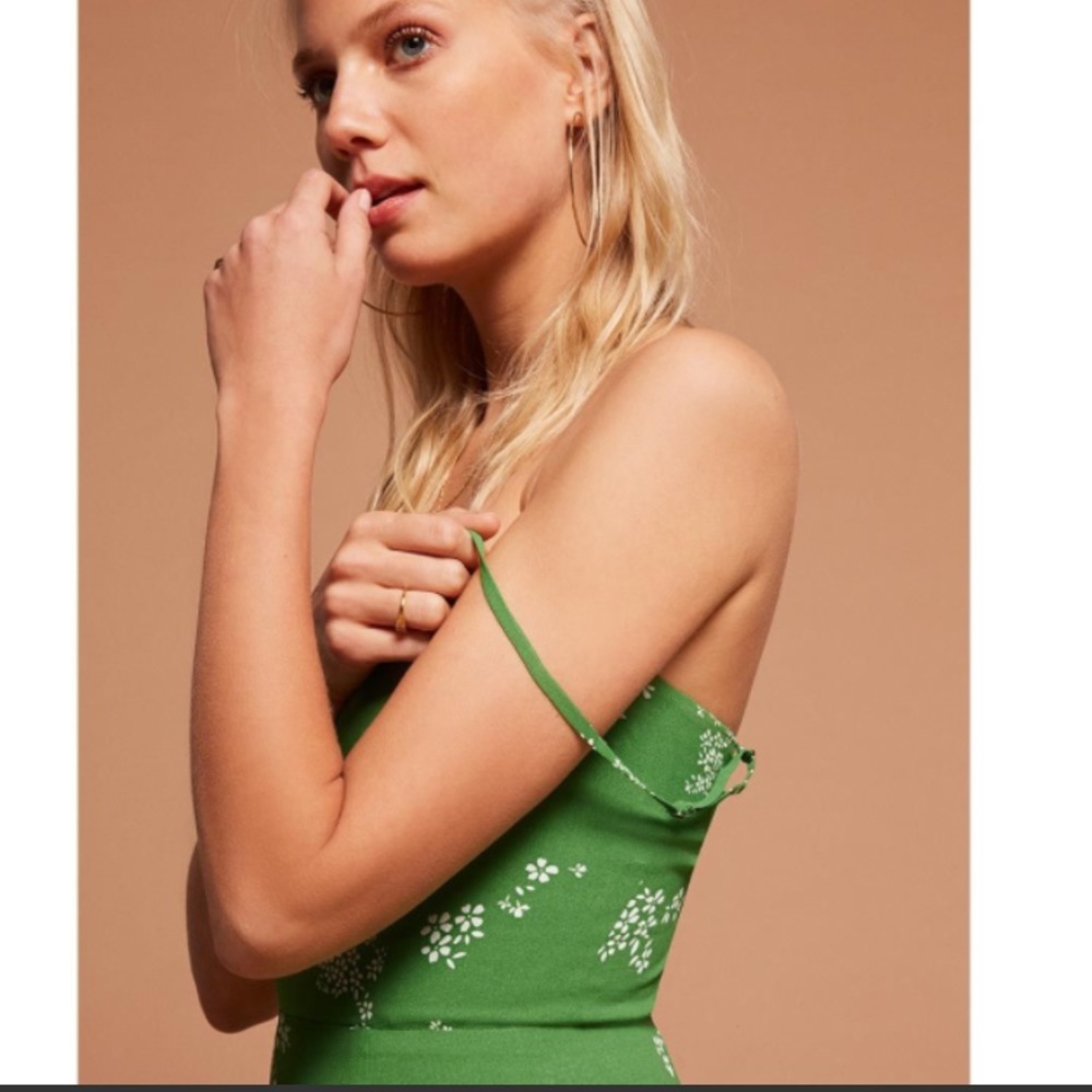Reformation Stacey mini Dress in Monica. Green. - Picture 3 of 8